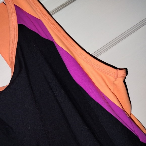 Size 18/20 Active Work Out Top - Picture 8 of 8